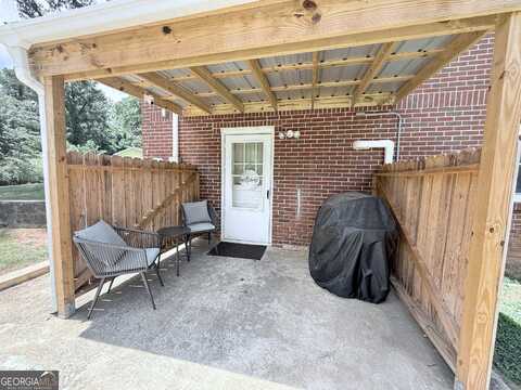 115b Pine Tree, Fayetteville, GA 30214