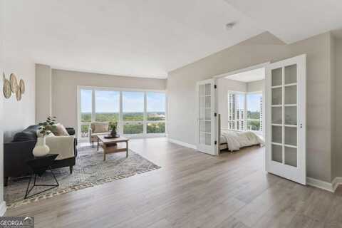 3475 Oak Valley, Atlanta, GA 30326