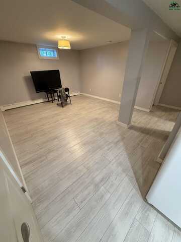 121 DUNBAR AVENUE, Fairbanks, AK 99701