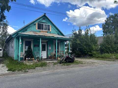 812 5TH AVENUE, Fairbanks, AK 99701