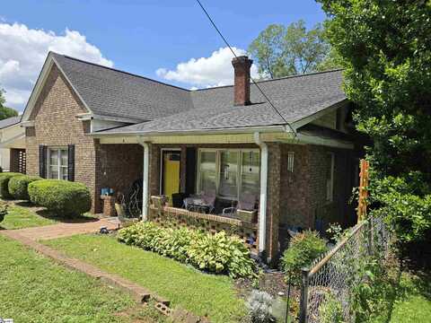 108 Lee Street, Liberty, SC 29657