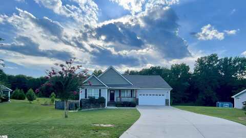 748 Baldwin Orchard Drive, Inman, SC 29349
