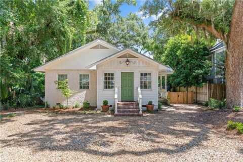 226 Broadway Street, Saint Simons Island, GA 31522