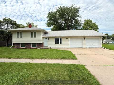 2303 27th St, Central City, NE 68826