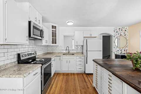3125 Lynnwood Way, Louisville, KY 40299