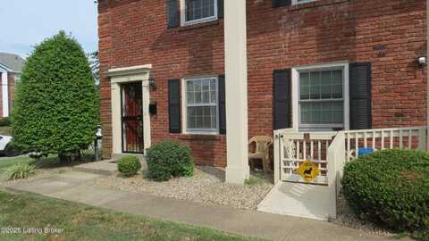 1926 Goldsmith Ln, Louisville, KY 40218