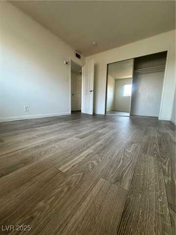 485 North Circle, Las Vegas, NV 89119