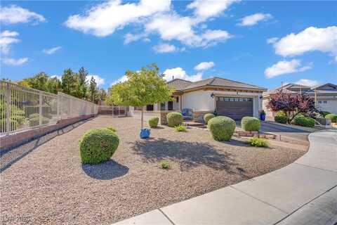 5829 Summit Greens Street, North Las Vegas, NV 89081