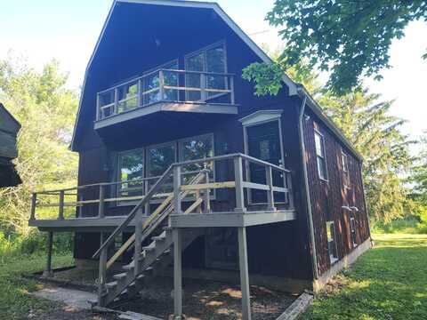 509 E Burdick Road, Chesterton, IN 46304