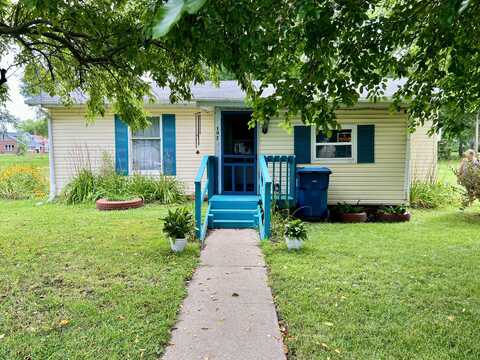 107 N Walker Avenue, Morocco, IN 47963