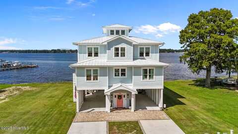 249 Whichard Lane, Chocowinity, NC 27817