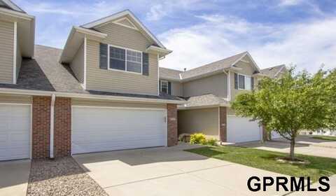 6757 S 90th Street, Lincoln, NE 68526
