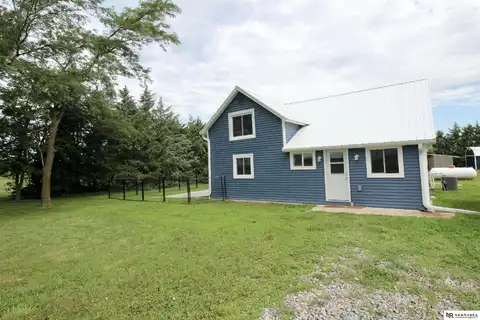 1706 County Road West, Swanton, NE 68445