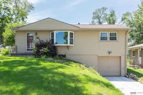 4525 Fort Street, Omaha, NE 68104