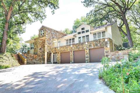 6018 Country Club Oaks Plaza, Omaha, NE 68152