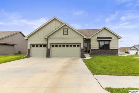 2903 N 166th Street, Omaha, NE 68116