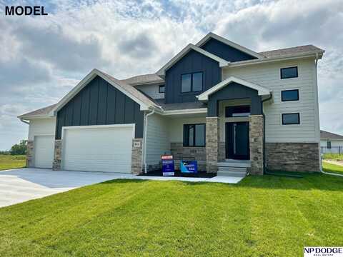 5410 N 195 Street, Elkhorn, NE 68022