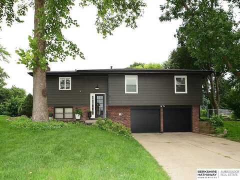 12916 Southdale Drive, Omaha, NE 68137