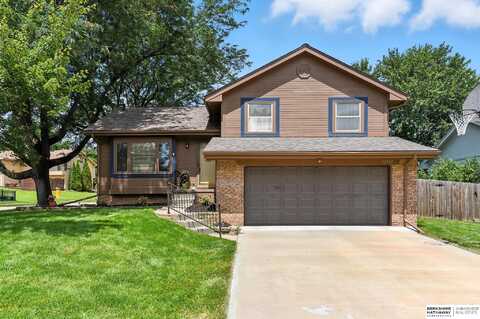12112 Binney Street, Omaha, NE 68164