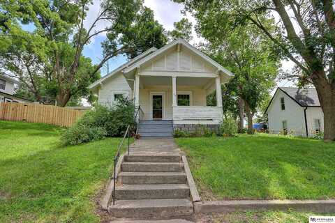 109 N Molley Street, Bennington, NE 68007