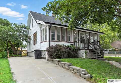 1304 Polk Street, Omaha, NE 68107