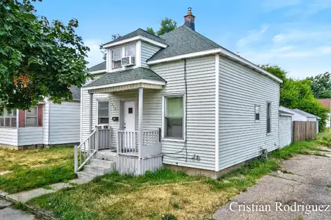 513 Crofton Street SW, Grand Rapids, MI 49503