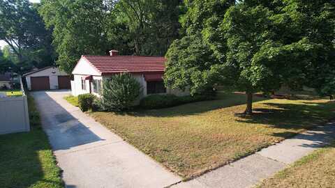 906 Mills Avenue, Muskegon, MI 49445