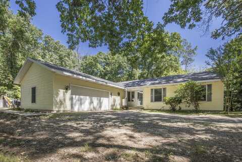 6951 19 Mile Road NE, Cedar Springs, MI 49319