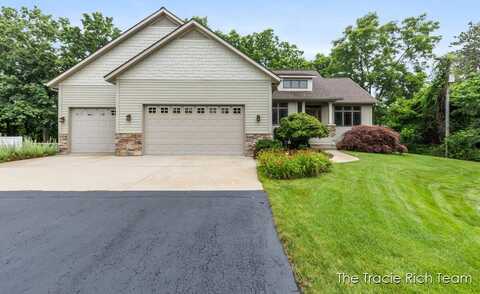 360 River Place Drive, Lowell, MI 49331