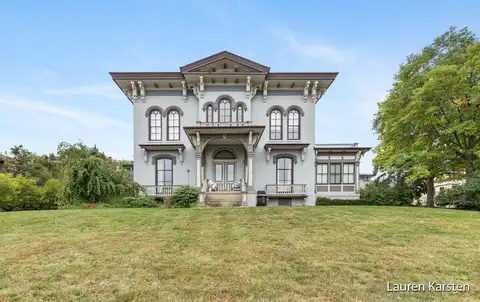 44 Lafayette Avenue NE, Grand Rapids, MI 49503