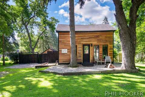 13959 Covered Bridge Road NE, Lowell, MI 49331