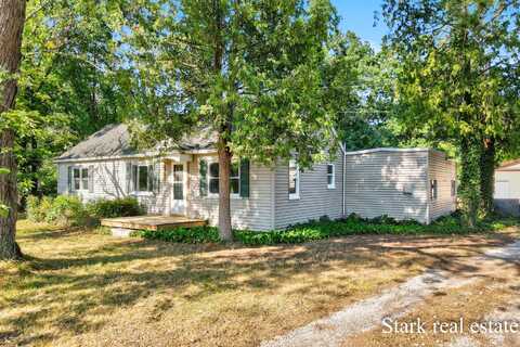 301 S Maple Island Road, Muskegon, MI 49442