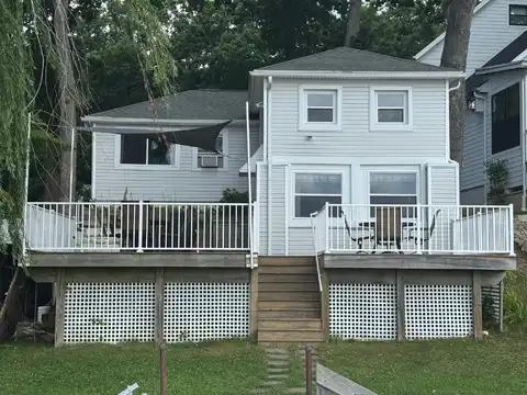 16025 Oak Street, Decatur, MI 49045