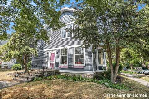 201 S 5th Street, Grand Haven, MI 49417