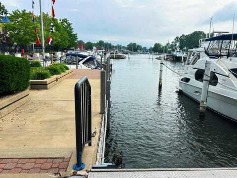 312 Water Street, Saint Joseph, MI 49085
