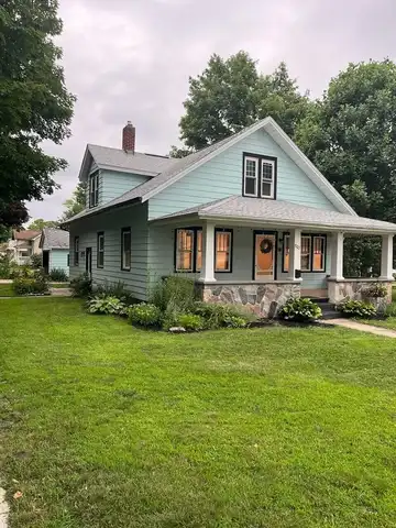 807 S Barnes Street, Mason, MI 48854