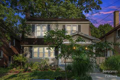 1121 Benjamin Avenue SE, Grand Rapids, MI 49506