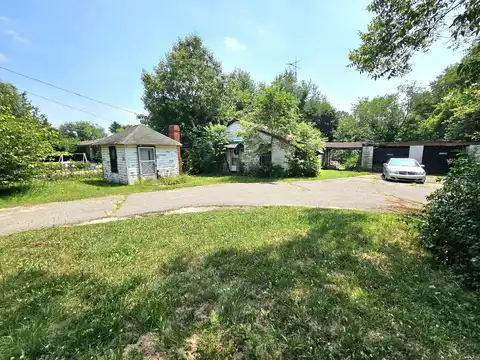 17881 S River Road, Three Rivers, MI 49093