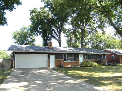 1883 N Cambridge Place, Saint Joseph, MI 49085