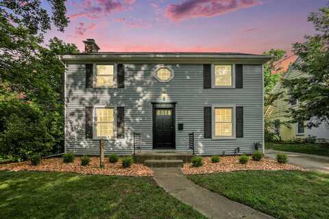 2121 Sheffield Drive, Kalamazoo, MI 49008