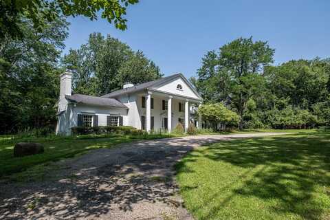 31677 Mountain View Road, Franklin, MI 48025