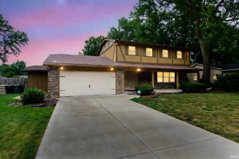 5653 Danbury Drive, South Bend, IN 46614