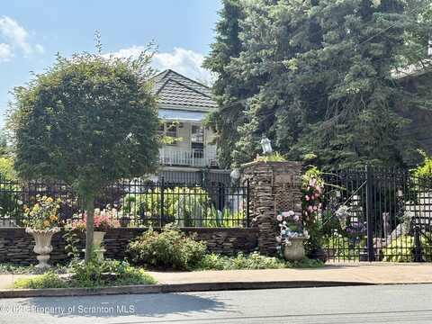 350 Chestnut Street, Dunmore, PA 18512