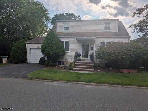 44 Bogert Pl, Bergenfield, NJ 07621