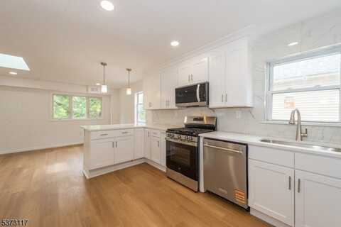 73 Clinton Pl, Hackensack, NJ 07601