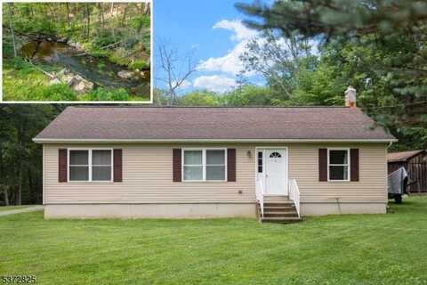 3 Black Bear Dr, Montague, NJ 07827