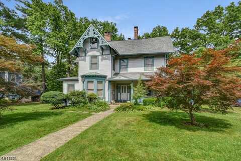 57 Park Ave, Unit B, Madison, NJ 07940