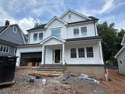 15 Collinwood Rd, Maplewood, NJ 07040
