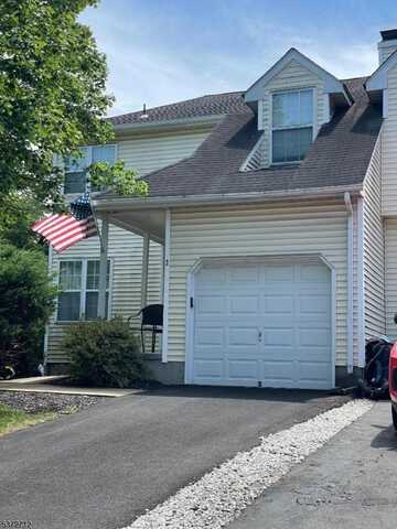 2 Spokane Ln, Branchburg Twp., NJ 08876