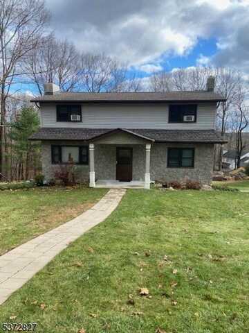 44 Indian Spring Rd, Mount Olive Twp., NJ 07828